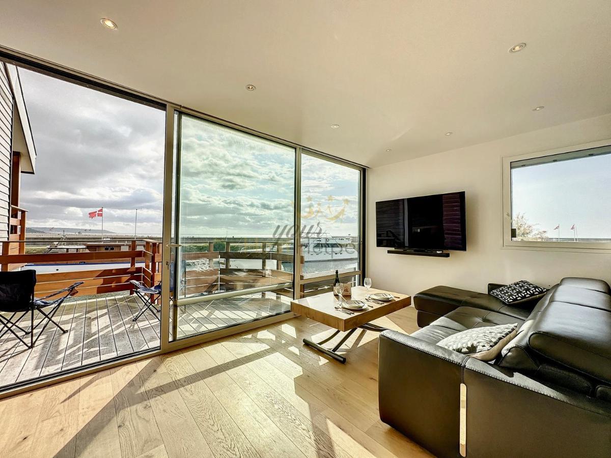 Le Yacht Yourhosthelper Deauville Esterno foto