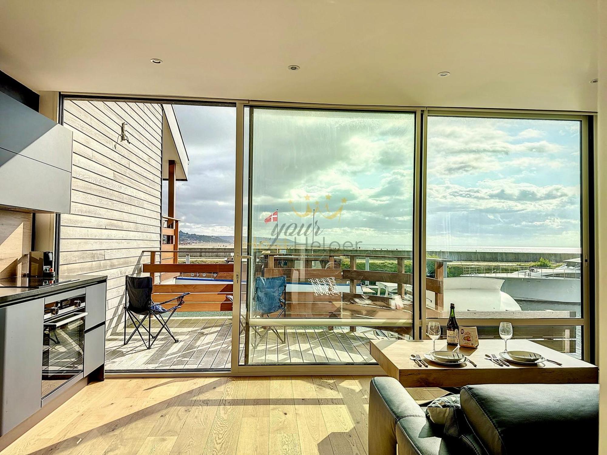 Le Yacht Yourhosthelper Deauville Esterno foto